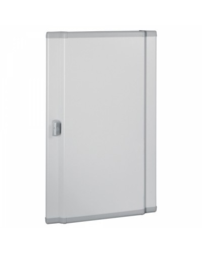 Дверь изогнутая металлическая Legrand 020557 в Пскове Аксессуары для стоек и шкафов Pintop.ru