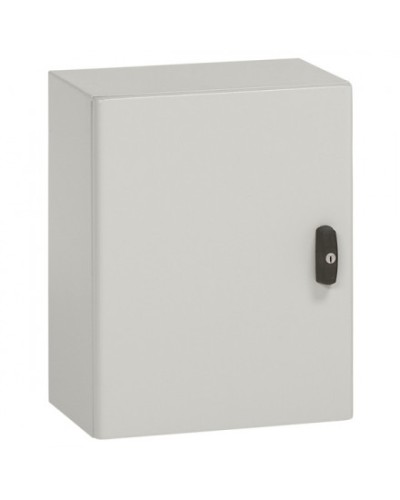 Щит навесной Legrand 035509 в Пскове Щиты электрические Pintop.ru