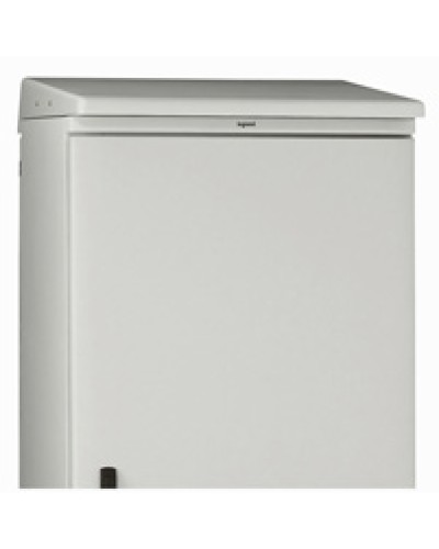 Цоколь Legrand 036296 в Пскове Цоколи для шкафов и стоек Pintop.ru