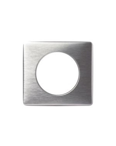 Рамка 1 пост алюминий Celiane Legrand 068921 в Чебоксарах Аксессуары для кабель-канала Pintop.ru